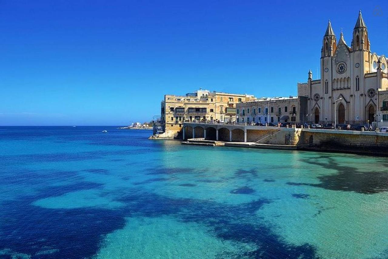 Stylish 2Br Apartment In Central St Julians San Ġiljan Kültér fotó