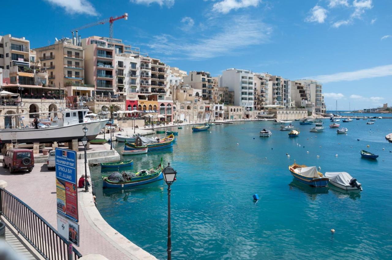Stylish 2Br Apartment In Central St Julians San Ġiljan Kültér fotó
